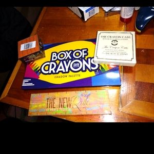 Crayon case bundle